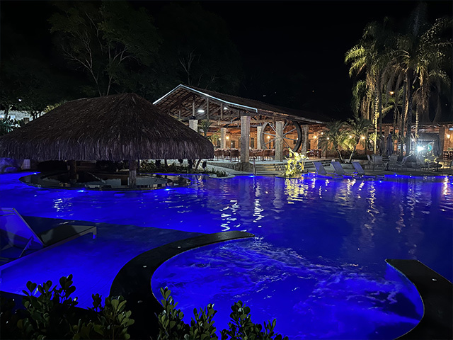 piscina3.jpg